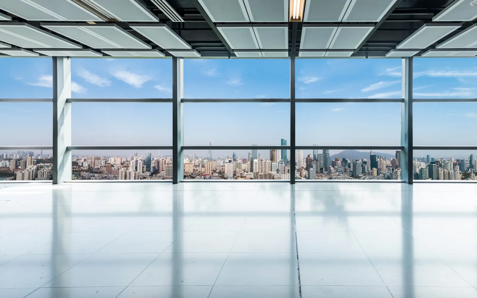 Private office vs coworking: which is right for your team?